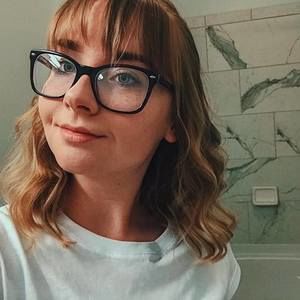 Meet your Posher, Brittney